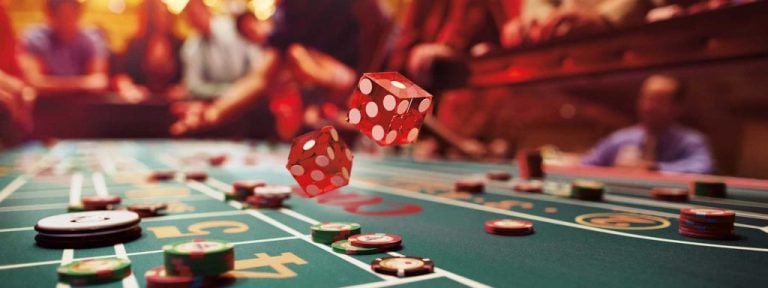 Antarmuka permainan Fortune Tiger di platform alexavegas dengan simbol-simbol keberuntungan Asia